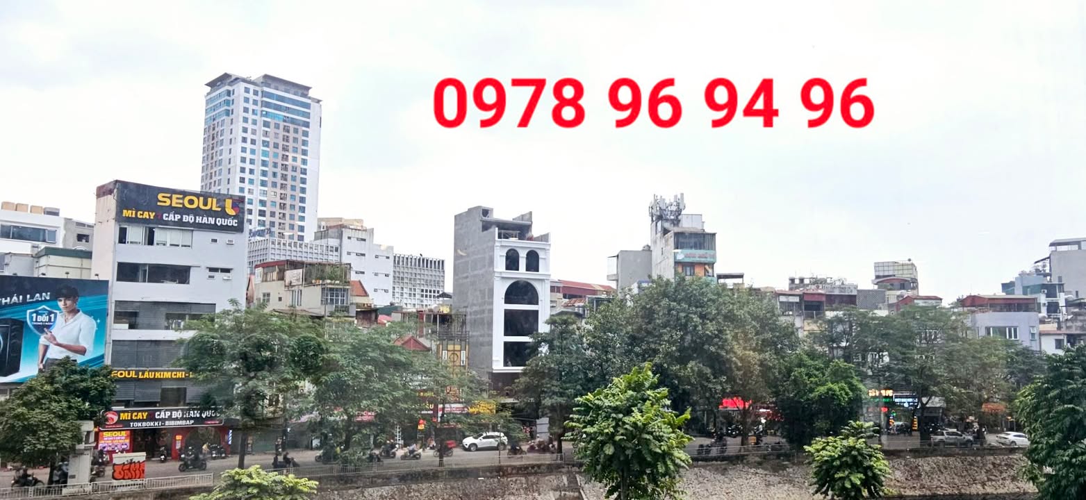 Nhà Mặt Phố View Sông Quận 2 - 300m², 11 Tỷ, Kinh Doanh Đỉnh Cao