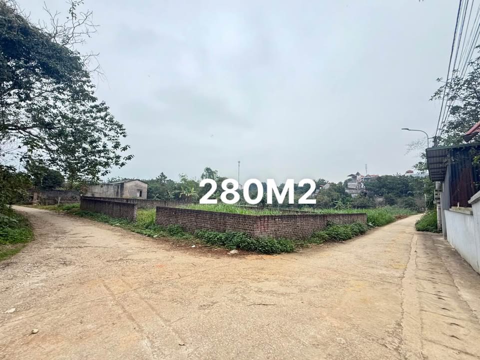 Đất nền Sơn Tây 280m² hơn 3 tỷ - Sổ đỏ chính chủ, hai mặt tiền!