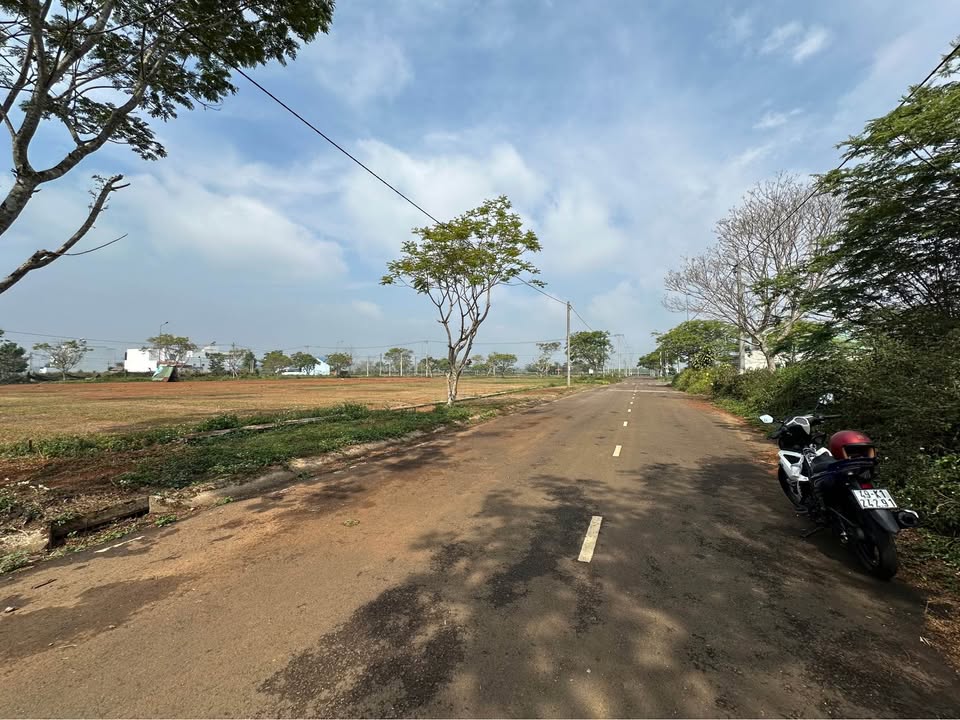 Đất Nền Golden City Quận 12 - 300m² Thổ Cư, 2 Mặt Tiền - Giá 3 Tỷ