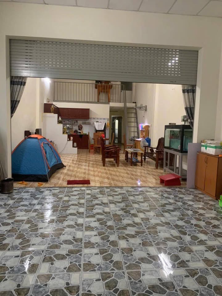 Bán nhà Bình Chuẩn Thuận An 100m² giá 2.5 tỷ - Sổ hồng sẵn!