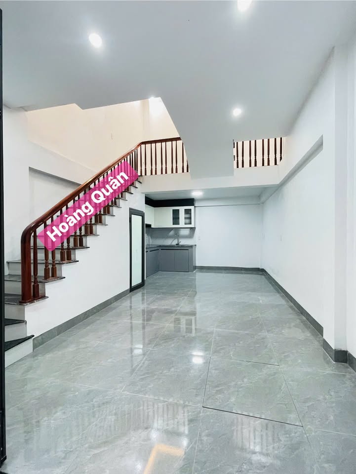 Nhà 4 Tầng Phường Tiền Phong, Thái Bình - 3PN, Ô tô tránh - 1.5 Tỷ