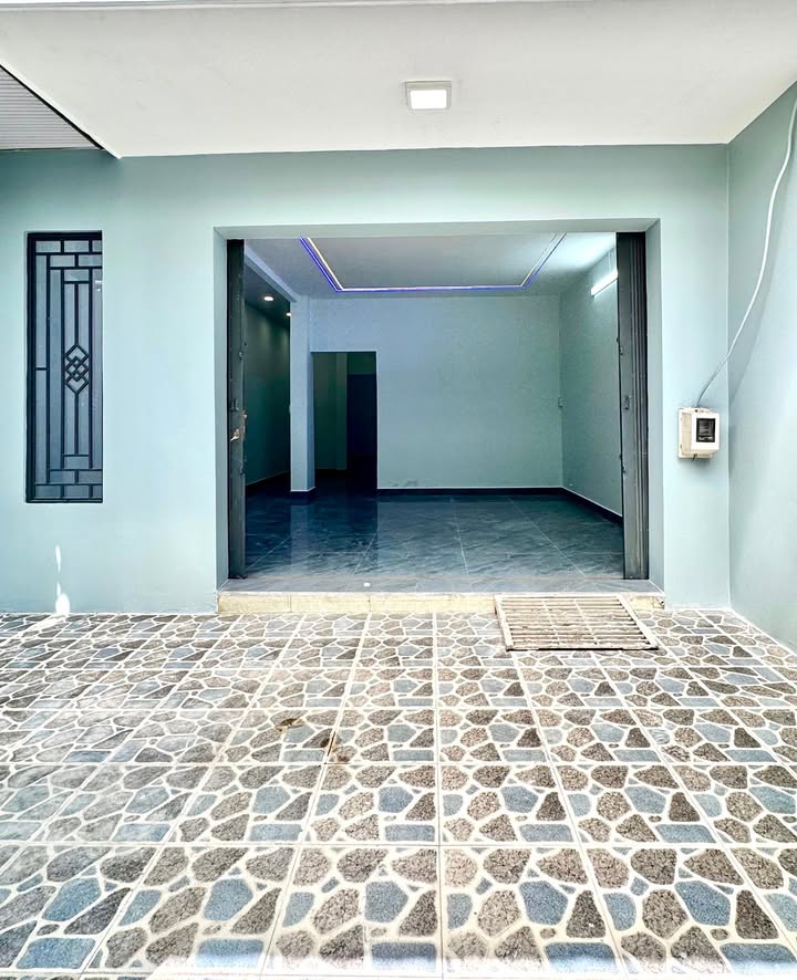 Nhà phố Bình Chánh 87m² - Hẻm xe tải, ô tô vào tận nhà!