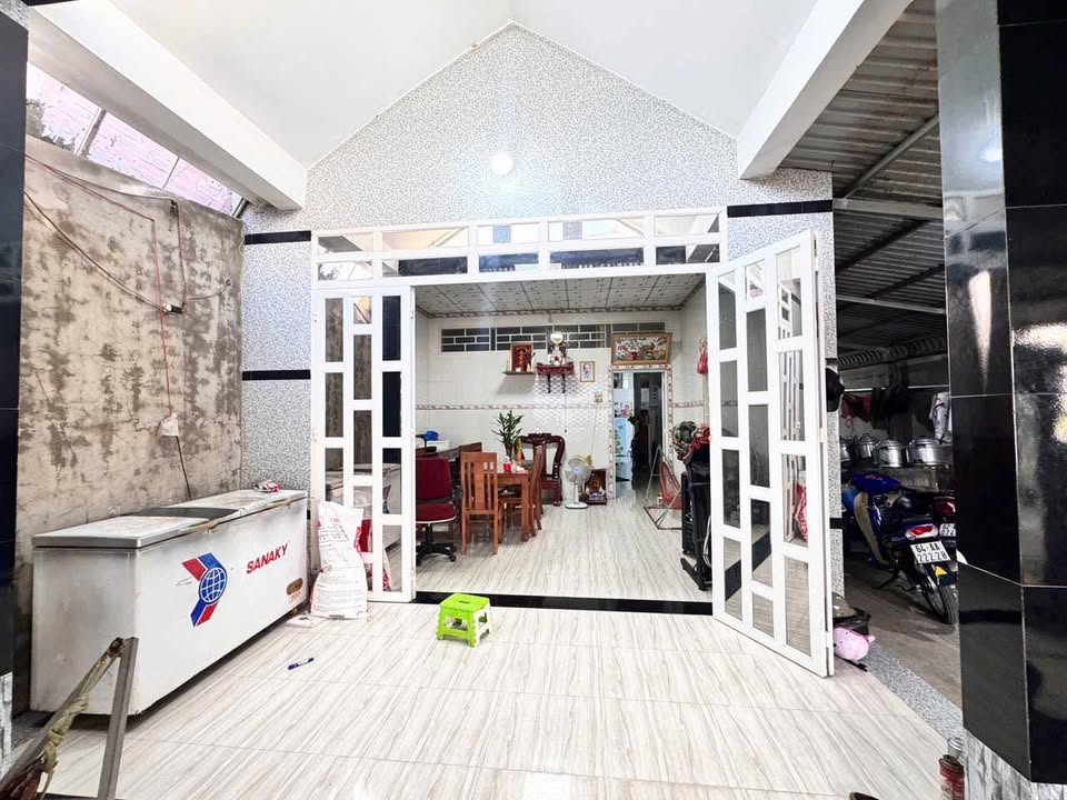 Nhà riêng Đông Bình 167m² 1.5 tỷ - Sẵn sàng ở ngay, tặng nội thất!