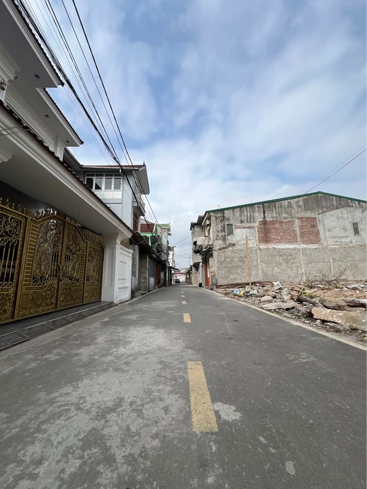 Bán Đất Vàng Phường Trường Thi - 115.8m² - Gần Quảng Trường Hồ Chí Minh