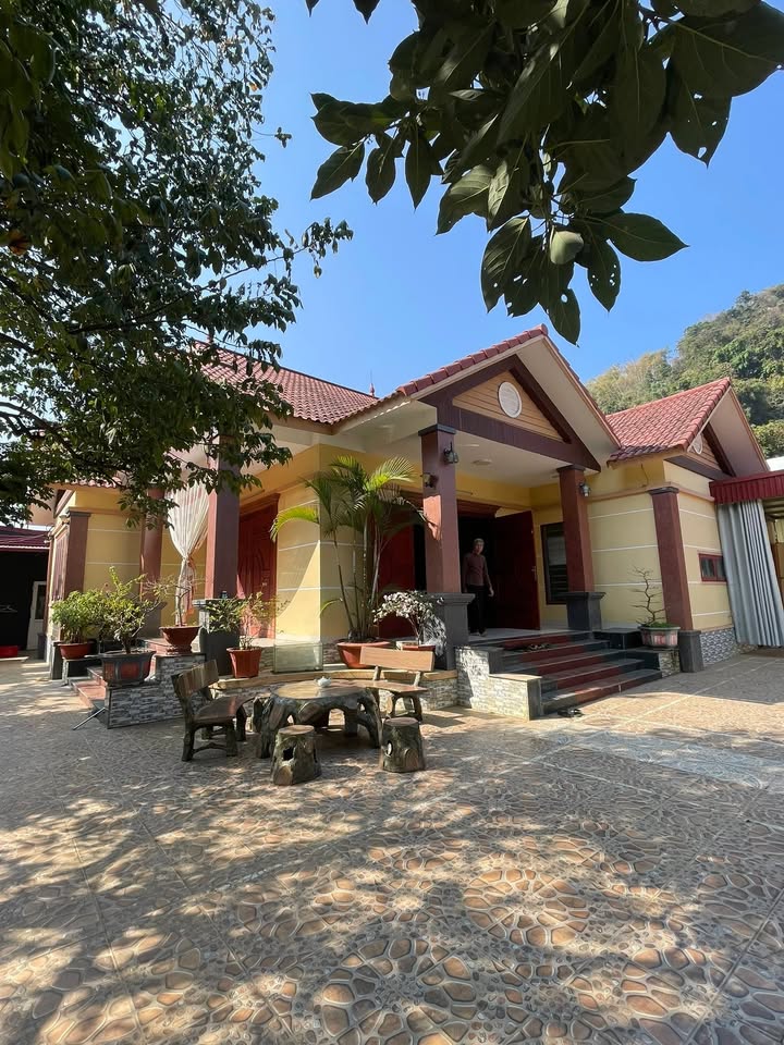 Biệt thự vườn 1000m² Nguyễn Trãi, Sơn La - Hơn 20 tỷ, Sẵn Sàng Vào Ở