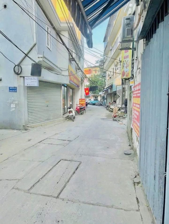 Nhà riêng Cầu Diễn 35m² giá 7 tỷ - Sẵn sàng ở ngay, full nội thất!