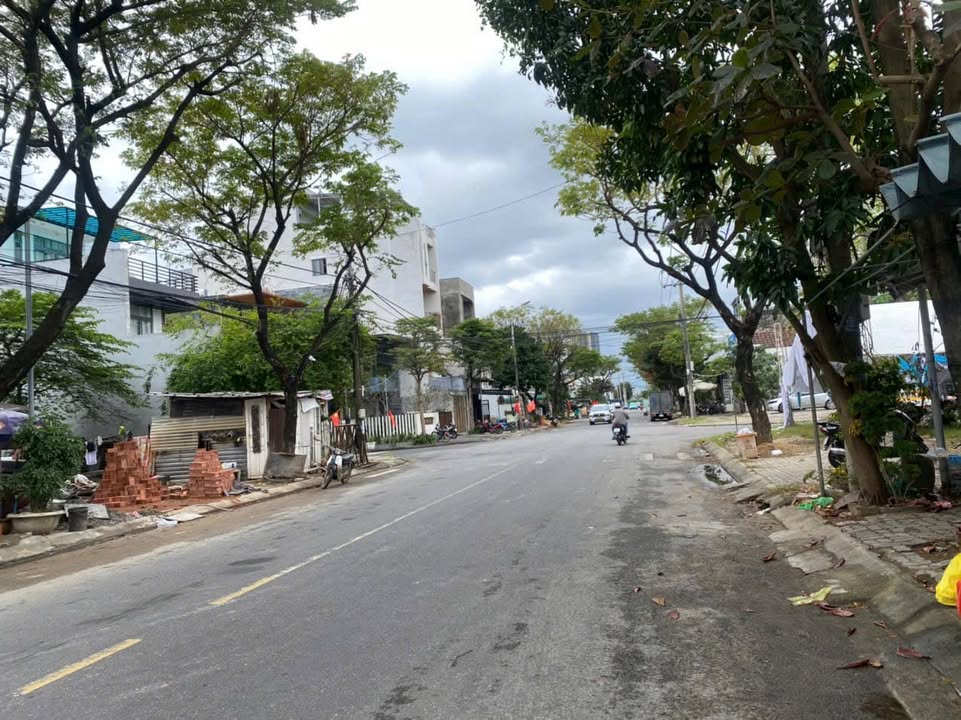 Đất Vàng Lý Nhật Quang Sơn Trà - 100m² - Sổ Đỏ Sẵn Sàng