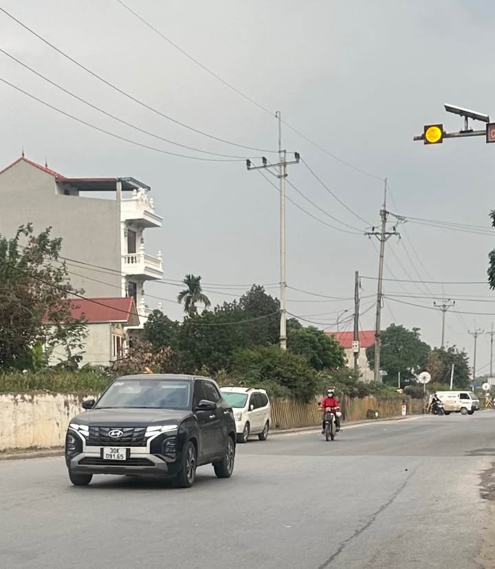 Nhà 6 Tầng Thang Máy Thị Trấn Phùng 80m² - 12 Tỷ