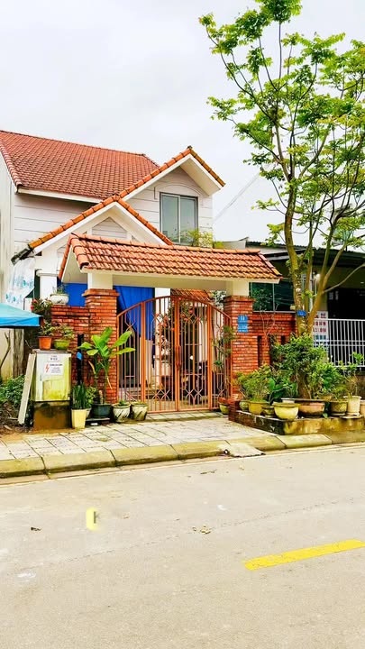 Đất Nền Hương Sơ Huế 102m² Sổ Hồng Riêng - Giá 2 Tỷ