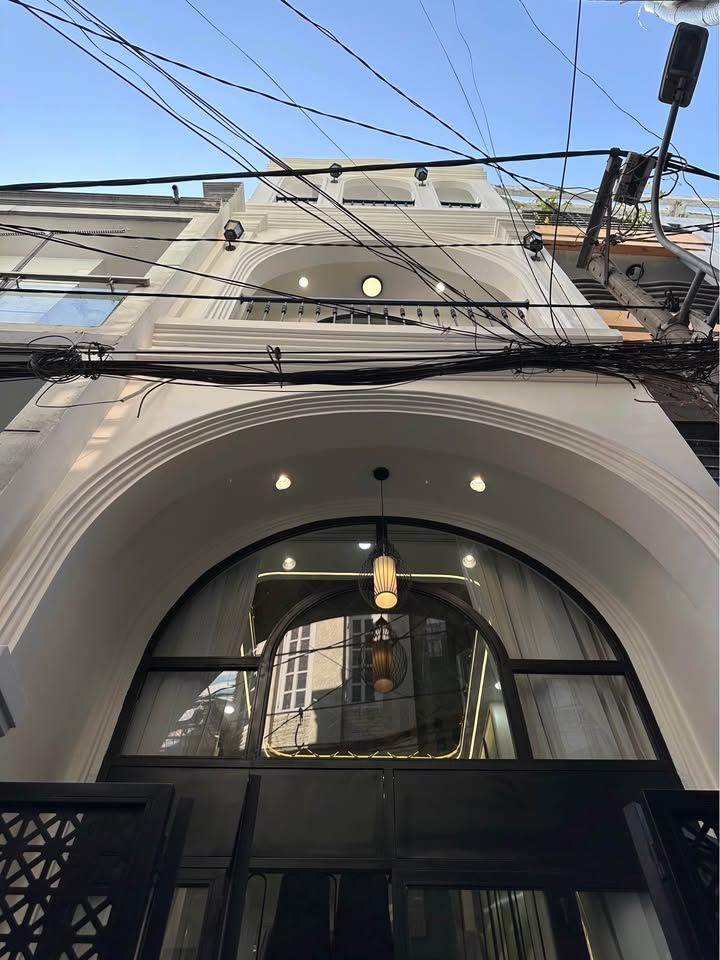 Nhà riêng Phú Nhuận 32m² giá 7.679 tỷ - Sẵn sàng ở ngay!