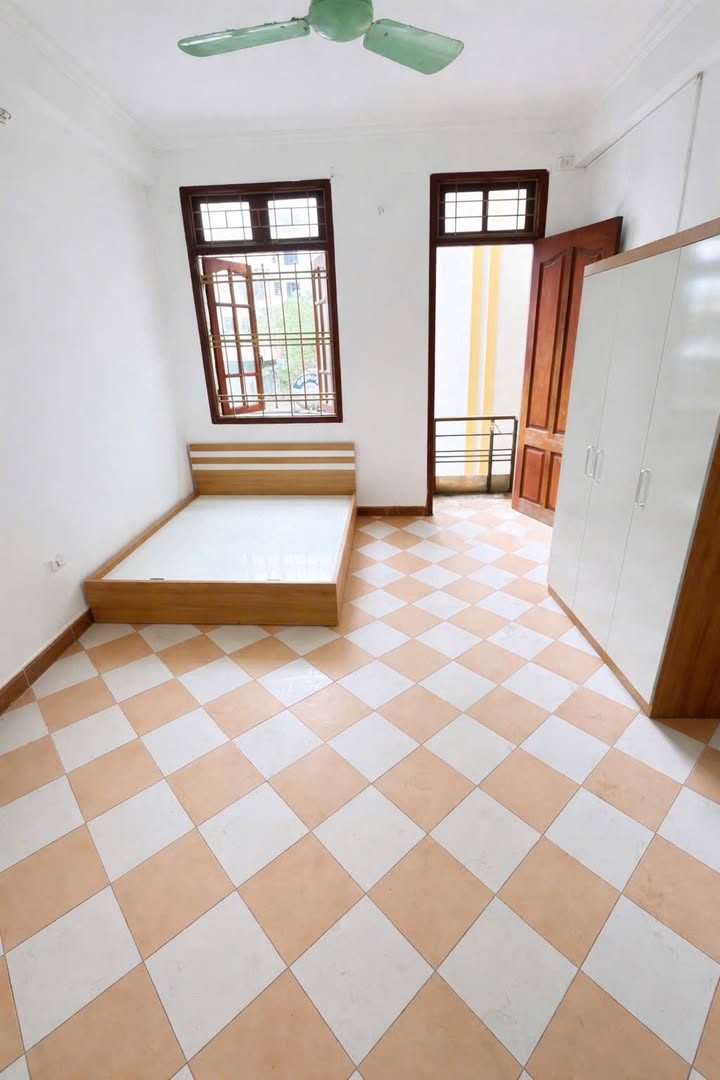 Phòng trọ Ngõ 125 Nguyễn Ngọc Vũ, Cầu Giấy 3.5 triệu - Chính chủ!
