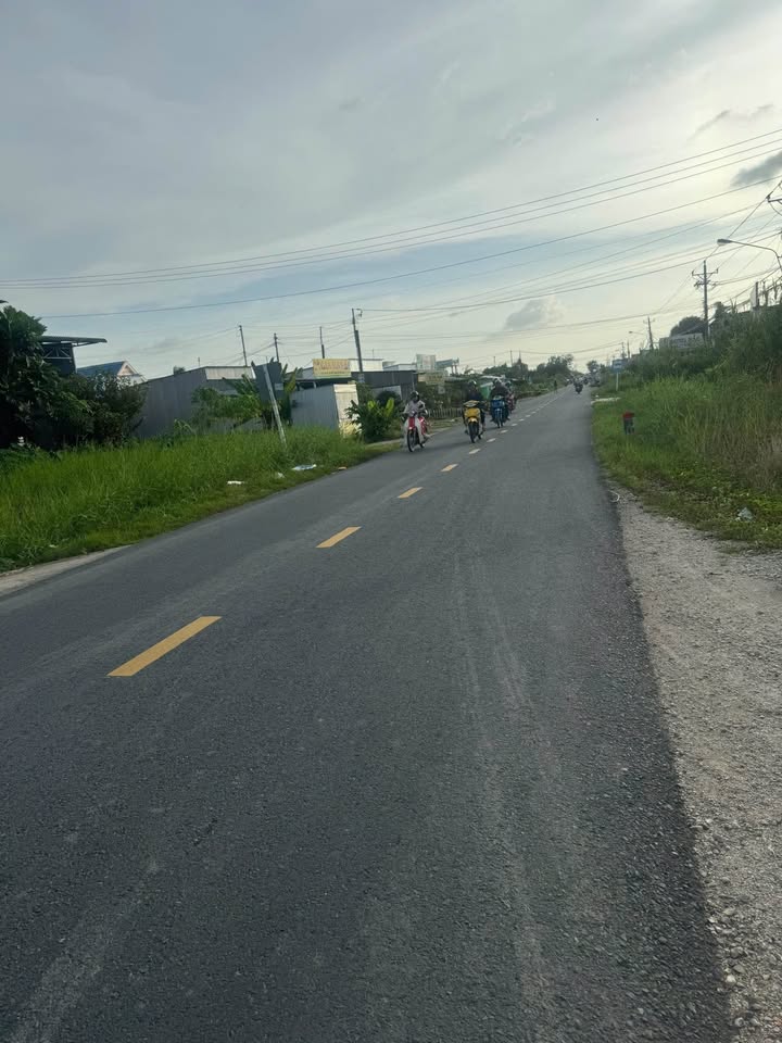 Bán Gấp Đất Mặt Tiền QL63 Cà Mau 1188m² - Giá Ngộp