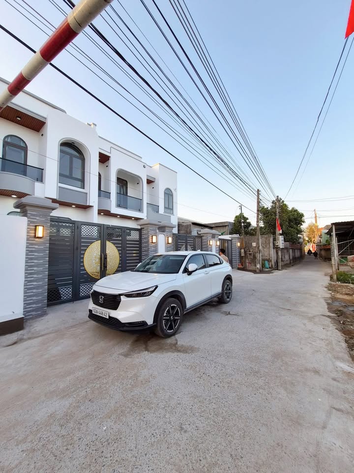 Nhà Đẹp Full Nội Thất, Sổ Hồng Sẵn Sàng Tại Rạch Kiến, Cần Đước - 2.9 Tỷ