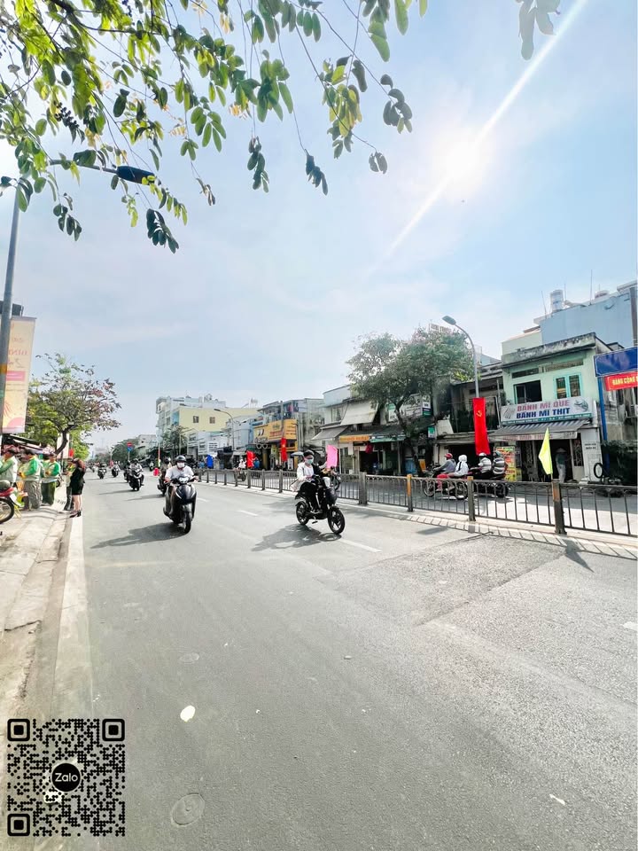 Nhà Mặt Tiền Phạm Văn Chí Q6 - Kinh Doanh Sầm Uất - 3 Tầng - 6.5 Tỷ