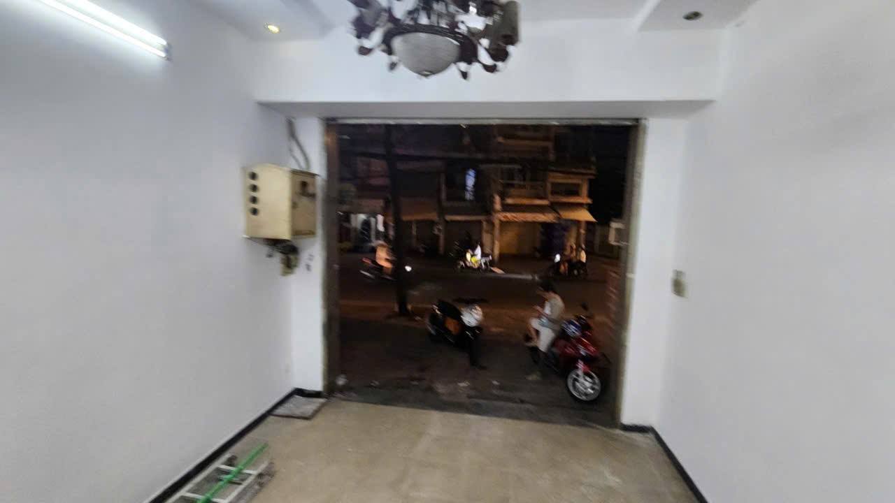Nhà Phố Hưng Phú Q8 56m² - Mặt Tiền Kinh Doanh Đắc Địa!