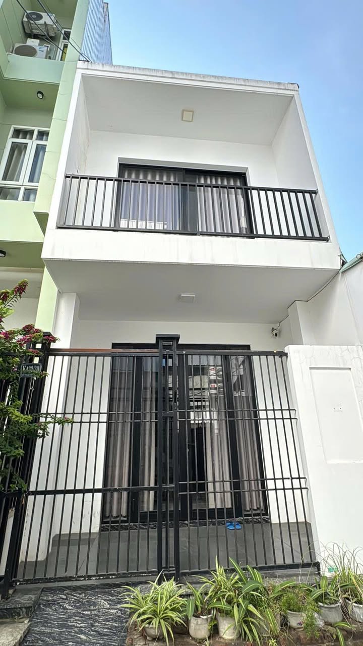 Nhà nguyên căn Võ Nguyên Giáp Đà Nẵng 2PN - Gần biển, full nội thất!