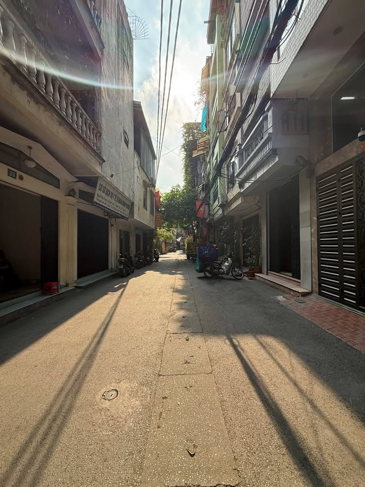 Bán nhà 35.3m² tại Times City, Hai Bà Trưng - Sổ đỏ vuông vắn, ô tô đỗ cửa