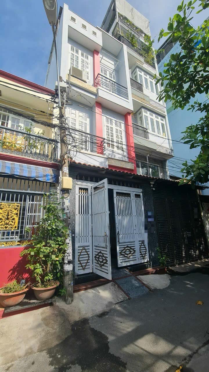 Cho thuê nhà Gò Vấp 52m² - 4PN, Sân thượng, Xe hơi đậu cửa - 16 Triệu/tháng