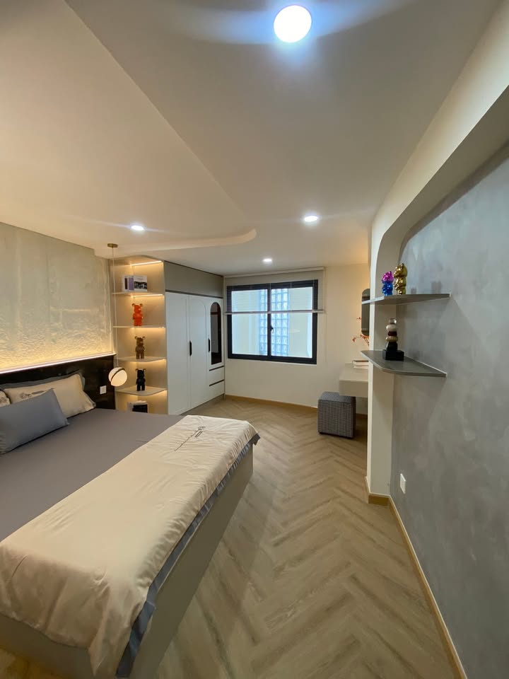 Nhà Hẻm Xe Tải Nguyễn Gia Trí, Bình Thạnh - 30.5m², 4 Tầng, 3PN - Giá 7.98 Tỷ