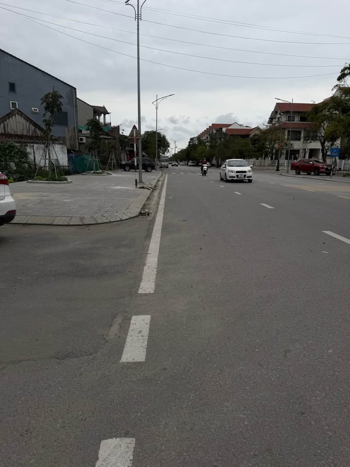 Bán Đất Mặt Tiền Lê Duẩn Hà Tĩnh 126m² - Vị Trí Vàng Kinh Doanh Đỉnh!