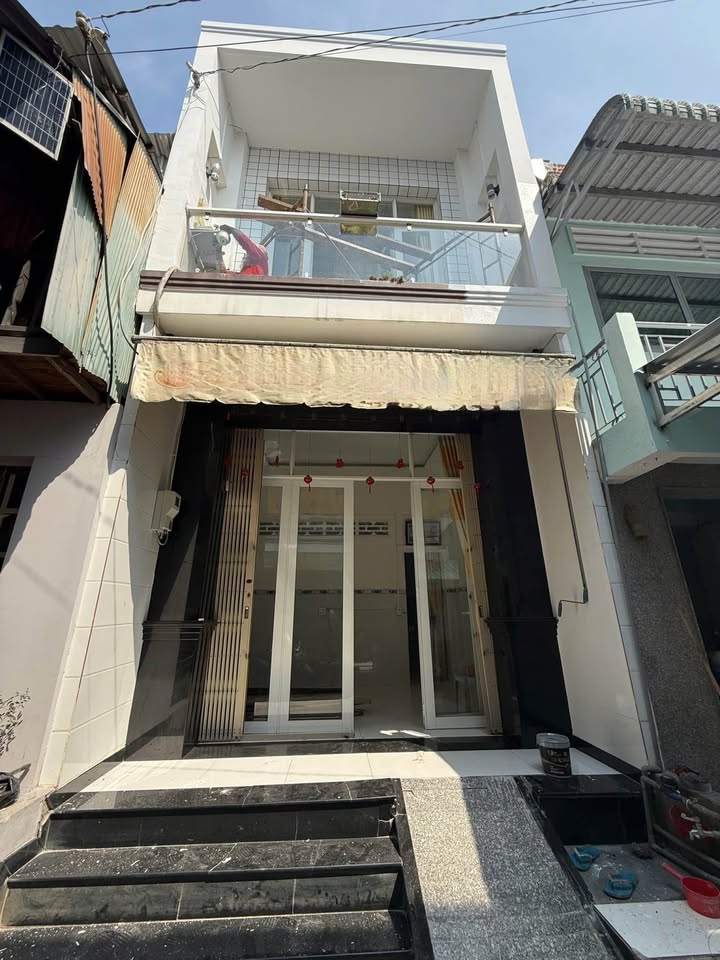 Nhà nguyên căn Long Xuyên 3PN - Giá 4 triệu - Sẵn sàng ở ngay!