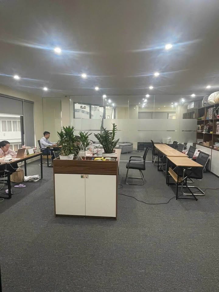 Cho thuê sàn văn phòng 110m² Mỗ Lao, Hà Đông - Giá 13 triệu/tháng