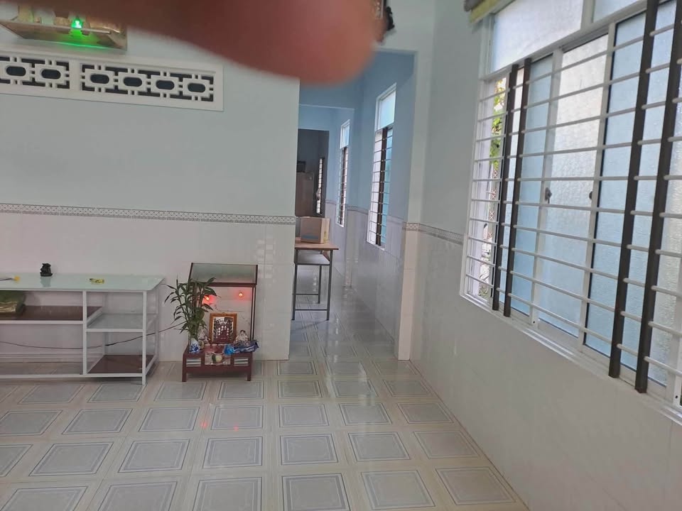 Nhà riêng Ninh Thủy, Ninh Hòa 90m² - Sẵn sàng ở ngay, giá chỉ 3.5 triệu!