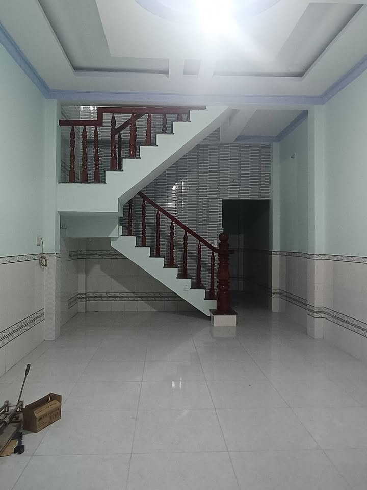 Nhà 56m² Bà Điểm, Hóc Môn - Sổ Hồng Hoàn Công, Giá 3.8 Tỷ