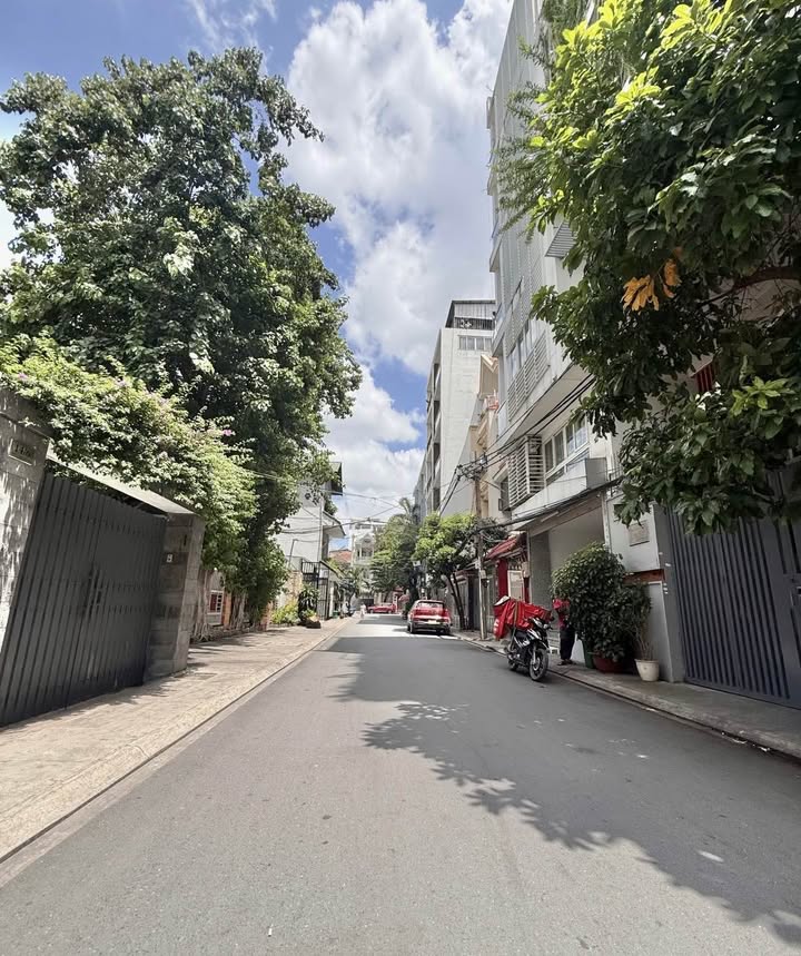 Nhà Phố P13 Tân Bình 156m² - Gần Ga T3, mặt tiền kinh doanh