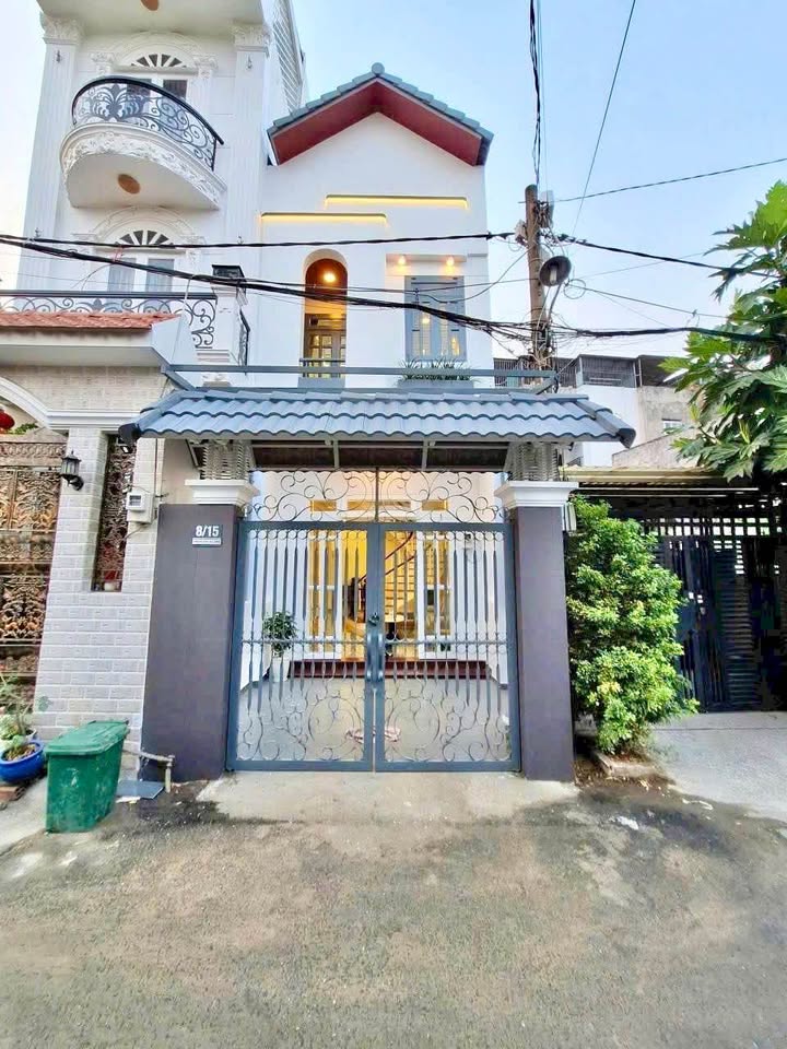 Nhà Phố 3 Lầu 60m² Đẹp - Hẻm Xe Hơi 5m - Ngay Ngã Tư Ga, Q.12 - 5.35 Tỷ