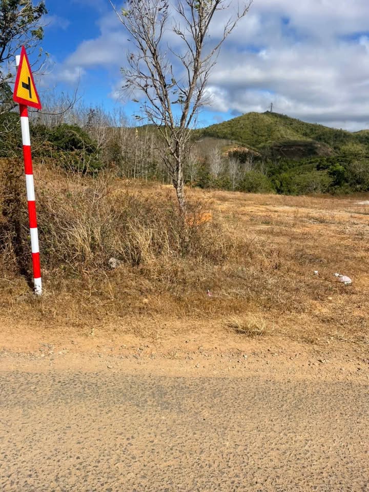 Đất nền Măng Đen 600m² giá 300 triệu - Tiềm năng tăng giá cực cao!