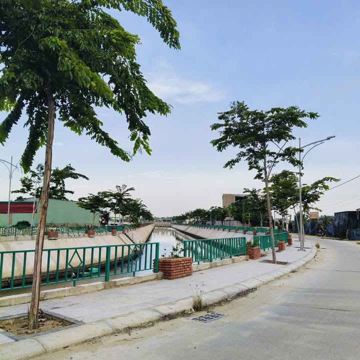 Đất thổ mặt Mương Chà Là, Phan Rang - 99m² nở hậu, giá 1.65 tỷ