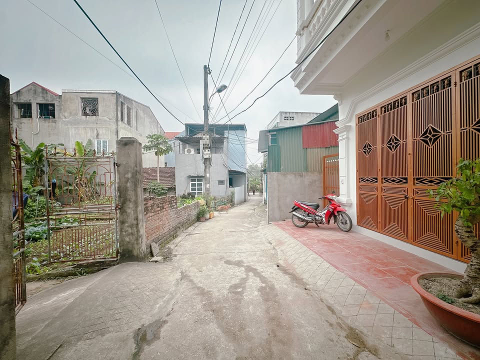 Đất nền Việt Trì 92m² - Sổ đỏ sẵn, ô tô tránh