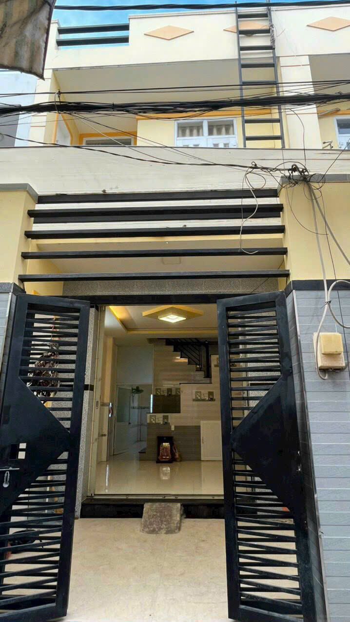 Cho Thuê Nhà 2PN Hẻm Hương Lộ 2, Bình Tân - Sẵn Sàng Ở Ngay!