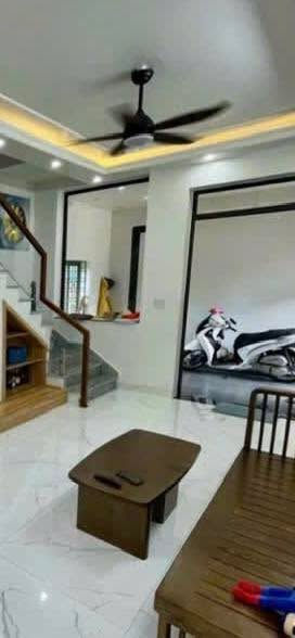 Bán Gấp Nhà 68m² 2 Tầng, Ngõ 124 Cát Linh, Hải An - Giá Hơn 2 Tỷ