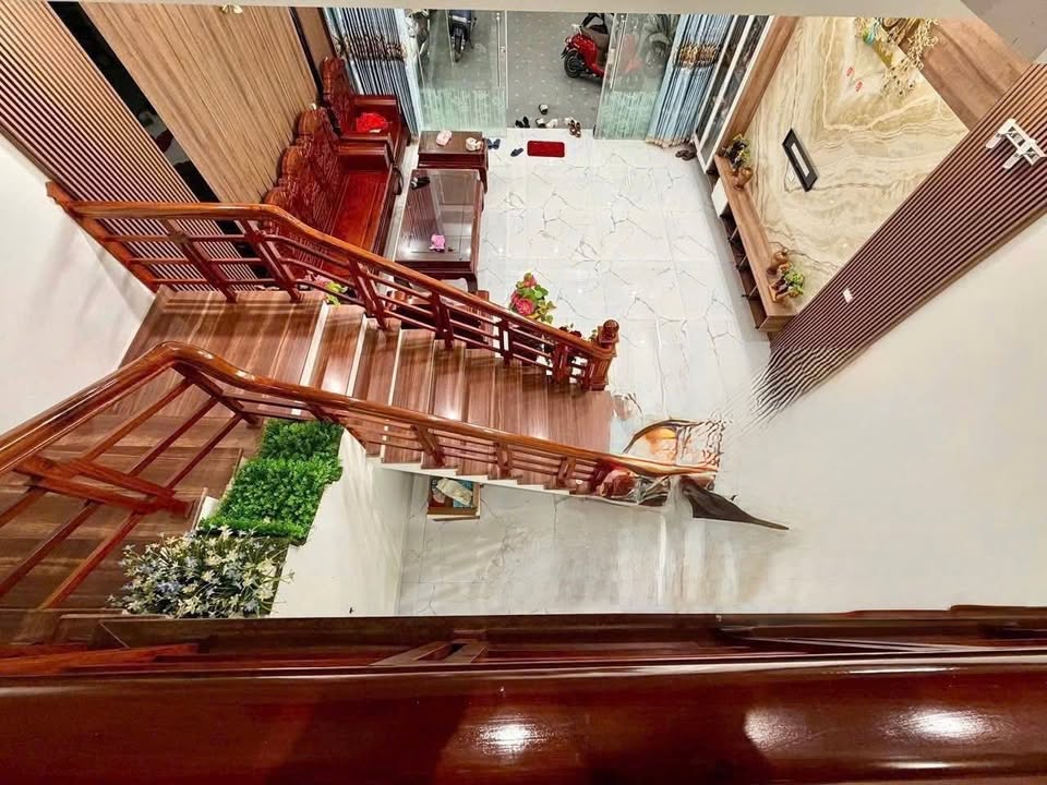 Nhà 3 Tầng 185m² MT 6.3m Đường Vương Văn Trà, Bắc Giang - Giá 6 Tỷ Tốt