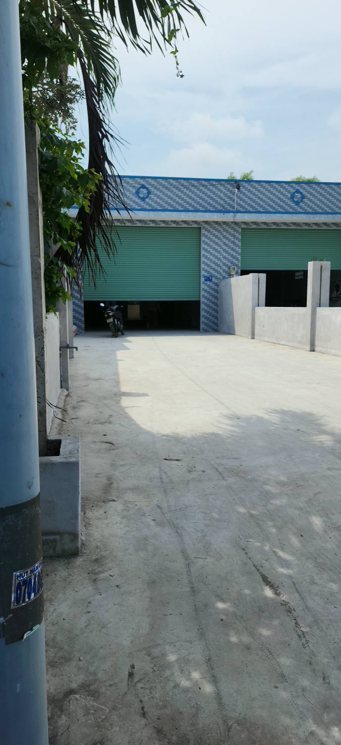 Kho Bình Chánh 150m² Đoàn Nguyễn Tuân - Container thoải, giá 8 triệu!