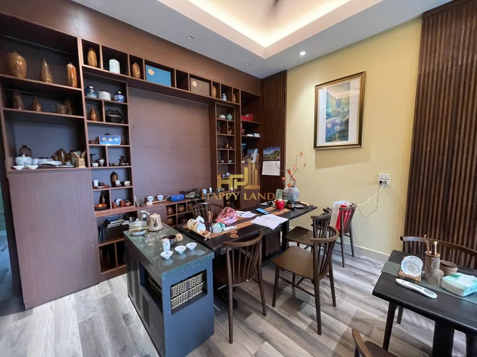 Nhà phố cho thuê Đường Trịnh Tú, Ninh Bình 103m² - Vị trí đắc địa!