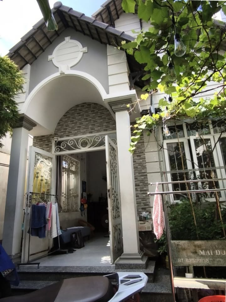 Nhà riêng Hóc Môn 127m² giá 5.6 tỷ - Sổ hồng sẵn, sang tên ngay!