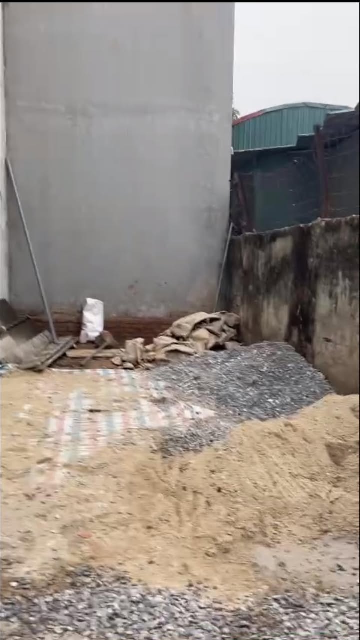 Đất nền Bồ Đề, Long Biên 38m² - Sổ đỏ, hai mặt thoáng, giá 6.3 tỷ