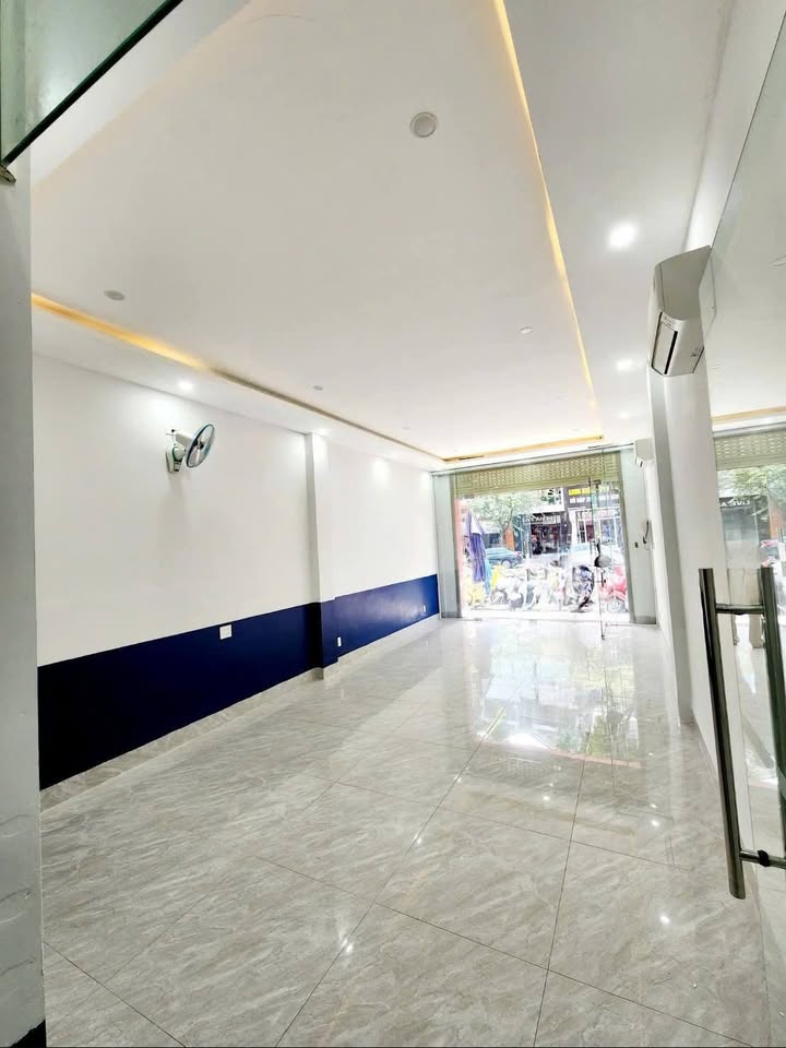 Nhà Mặt Tiền Lê Đình Lý, Đà Nẵng - 90m² x 3 Tầng, Kinh Doanh Đỉnh Cao