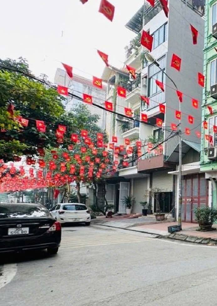 Nhà phố Việt Hưng Long Biên 140m² 1x tỷ - Mặt tiền kinh doanh