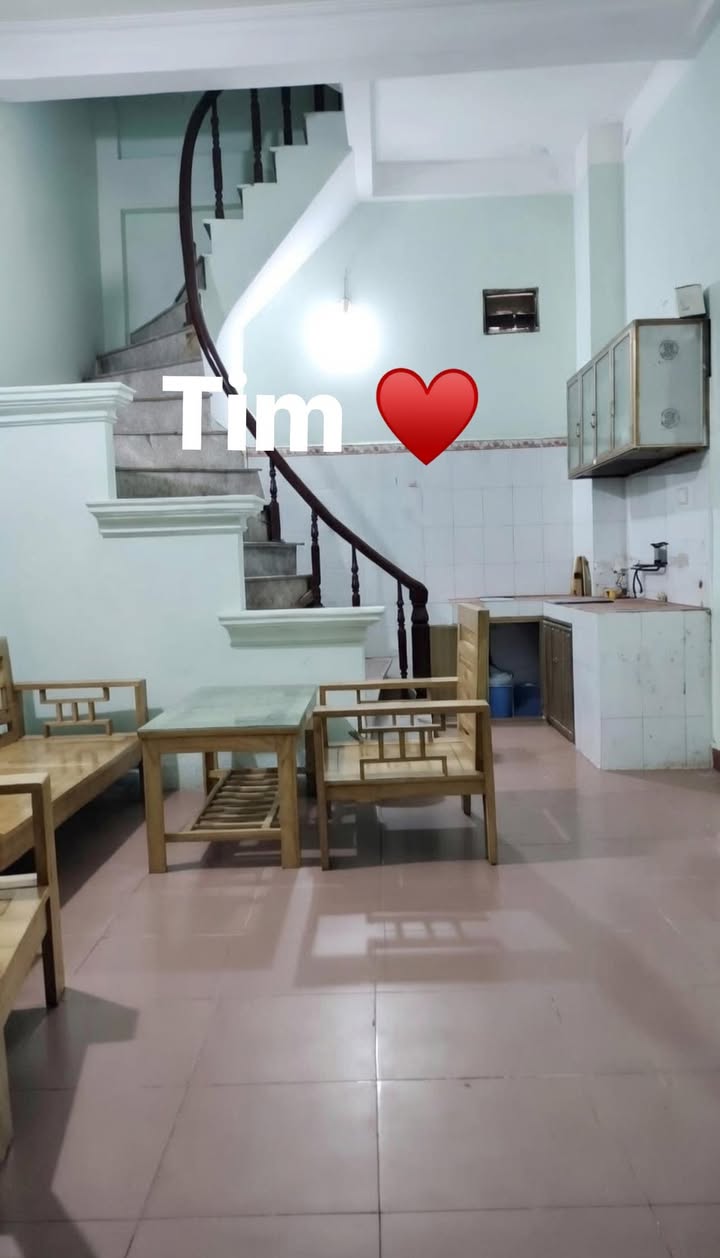 Nhà riêng Ngõ 268 Đền Lừ 30m² - 7 triệu - Sẵn sàng ở ngay!