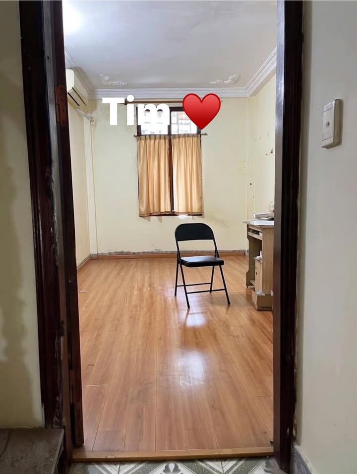 Nhà 30m² 3.5 Tầng, 2PN, Ngõ 143 Nguyễn Chính, Hoàng Mai - Giá 6.8 Triệu