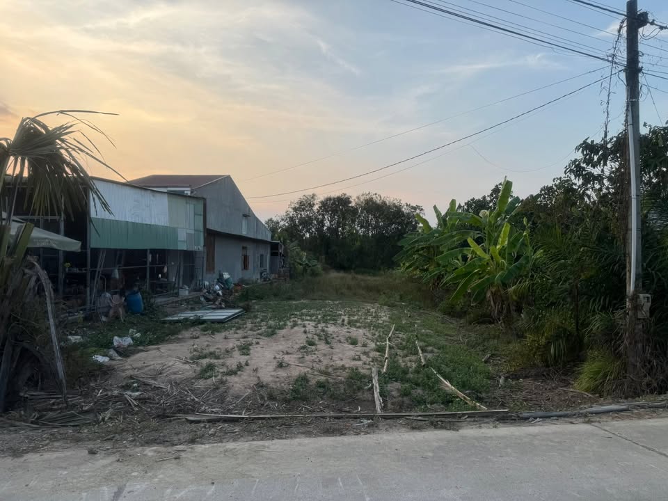 Đất nền Xuân Hòa, Xuân Lộc 1100m² - Sổ đỏ chính chủ, đường lớn thông!