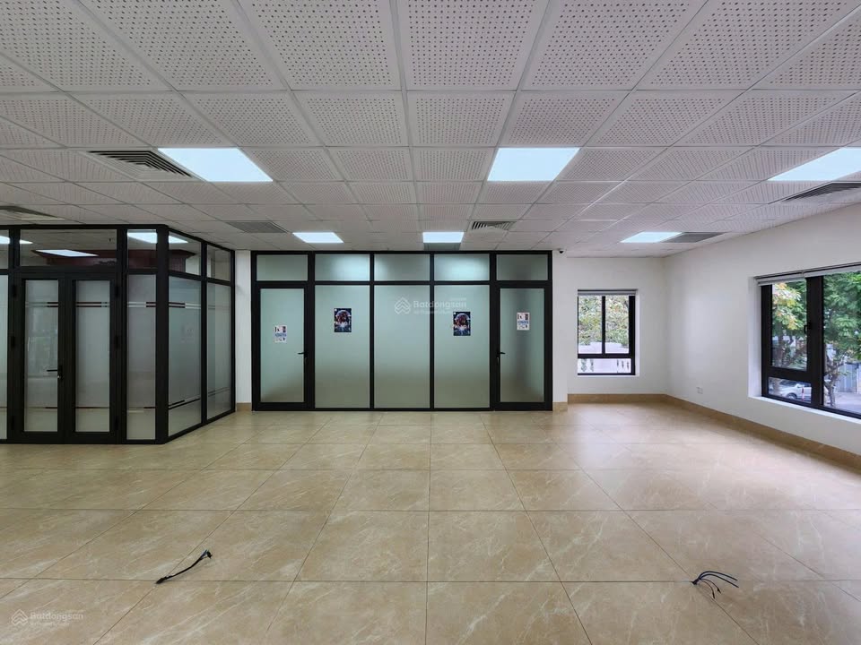 Văn phòng Mỹ Đình 210m² - Giá 58 Triệu/Tháng - Sẵn Sàng Kinh Doanh