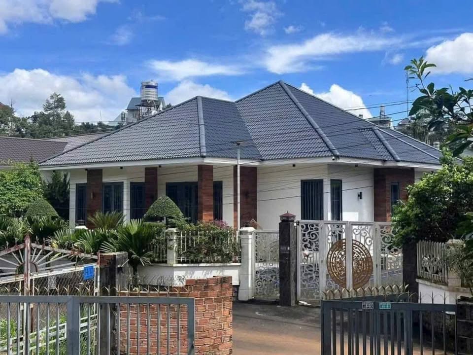 Biệt thự Phường 2 Bảo Lộc 625m² - Giá tốt hiếm có, đầu tư bền vững!