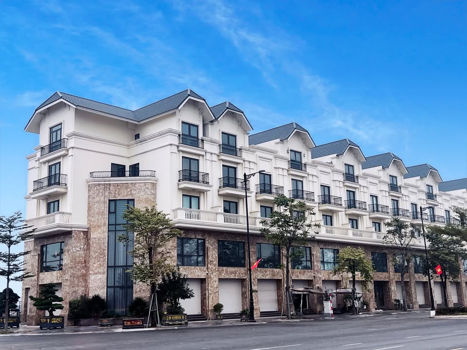 Nhà phố Kim Đô City 100m² - Sống xanh, sống chất tại Yên Phong!