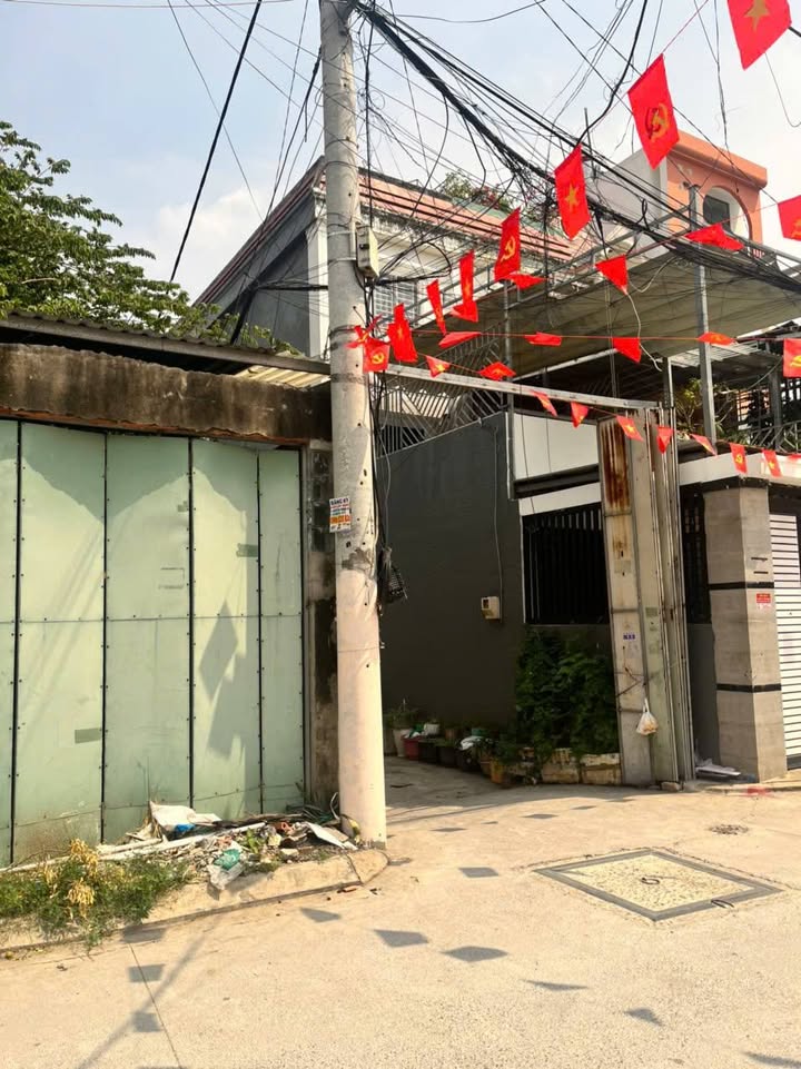 Nhà mặt tiền Thạnh Lộc 28 Quận 12 54m² 2.5 tỷ - Vị trí kinh doanh!