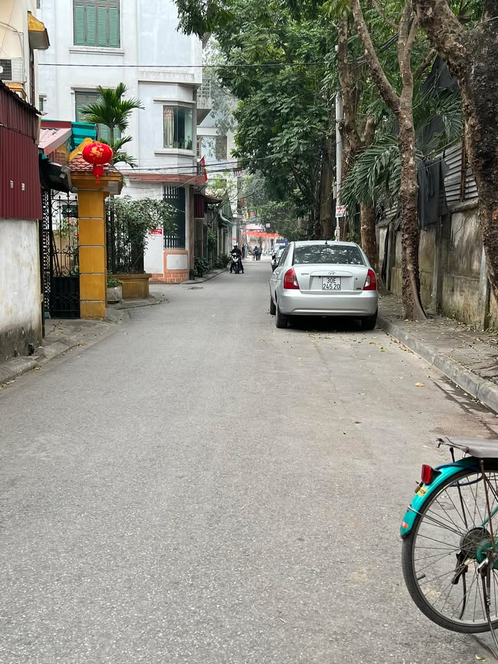 Nhà 4 Tầng Ngọc Thụy, Long Biên - 40m², Ô Tô Tránh, Sổ Đỏ Sẵn Sàng